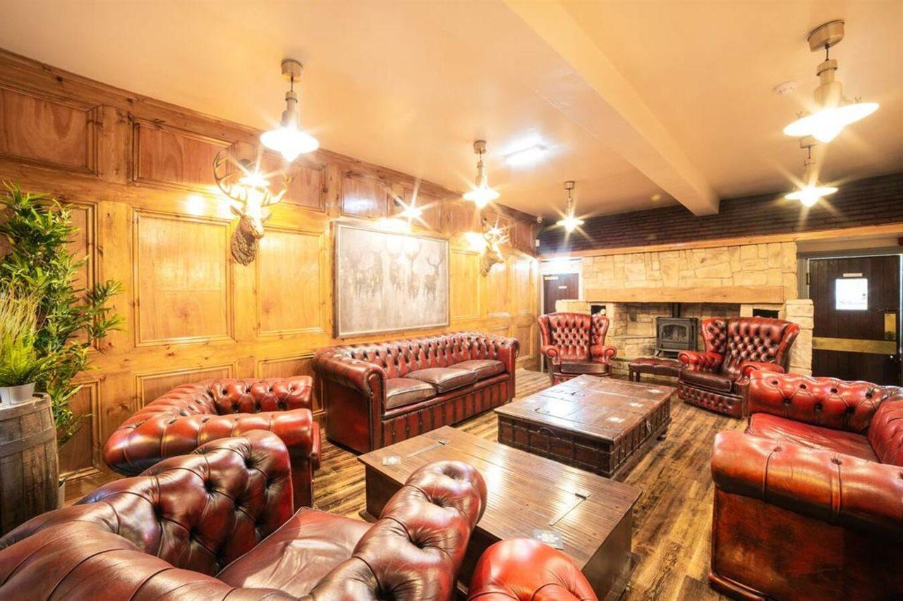 Wombwell Churchill'S Hotel מראה חיצוני תמונה