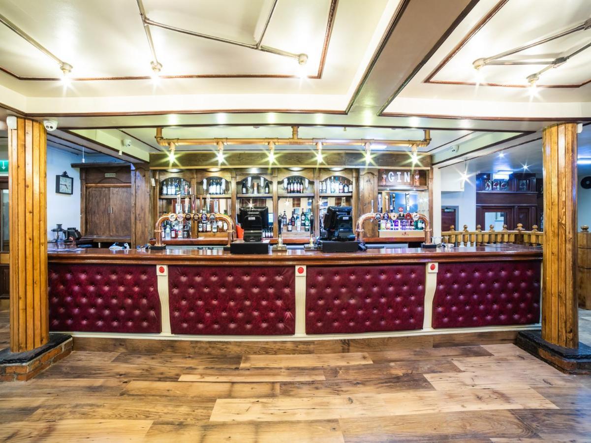 Wombwell Churchill'S Hotel מראה חיצוני תמונה
