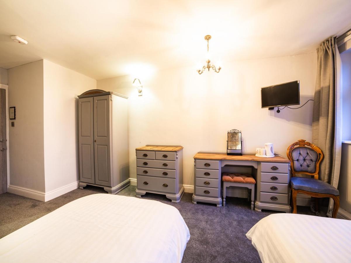Wombwell Churchill'S Hotel מראה חיצוני תמונה